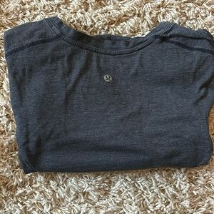 Lululemon Men’s dry fit tee